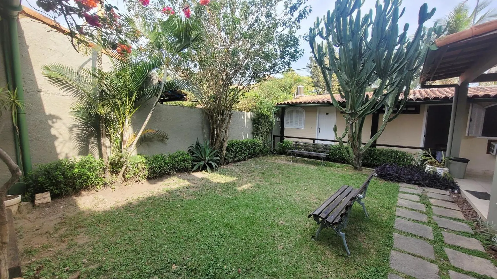 Pousada Casa Centro Buzios Estalagem